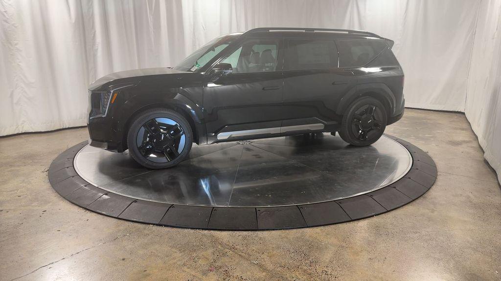 new 2026 Kia EV9 car, priced at $67,026