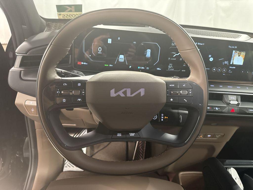 new 2026 Kia EV9 car, priced at $67,026