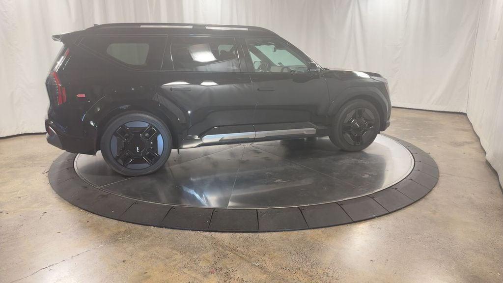 new 2026 Kia EV9 car, priced at $67,026