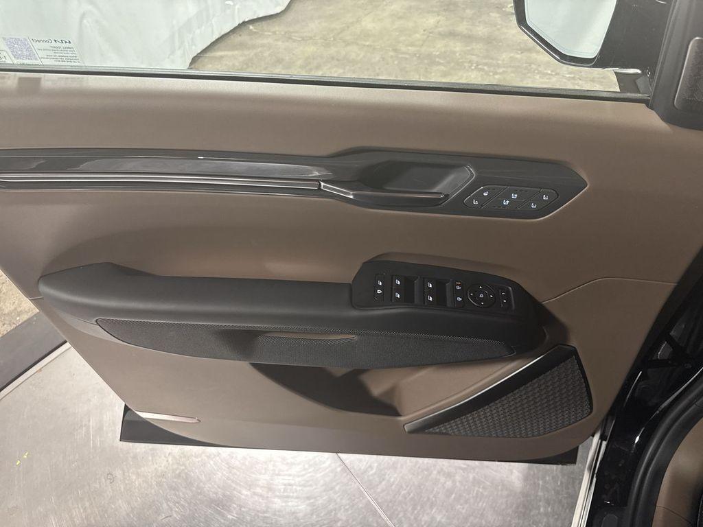 new 2026 Kia EV9 car, priced at $67,026