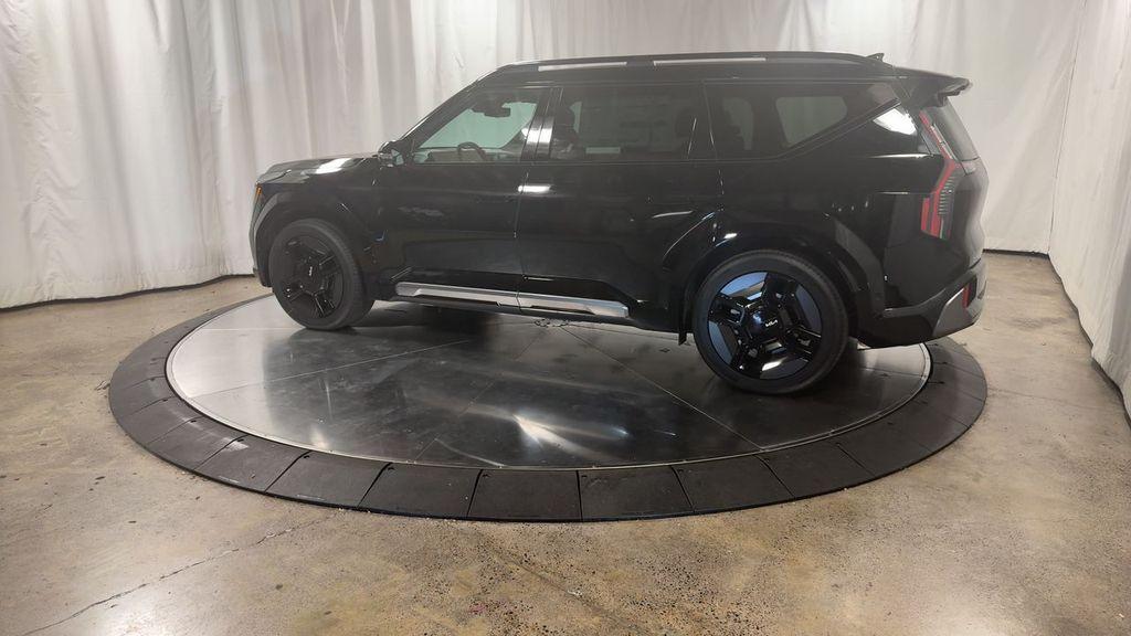 new 2026 Kia EV9 car, priced at $67,026