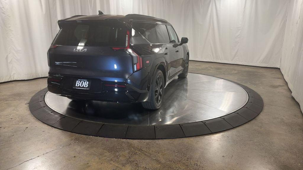 new 2026 Kia EV9 car, priced at $69,564
