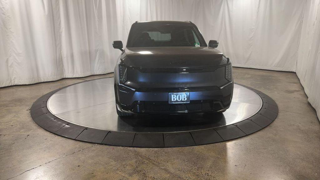 new 2026 Kia EV9 car, priced at $69,564