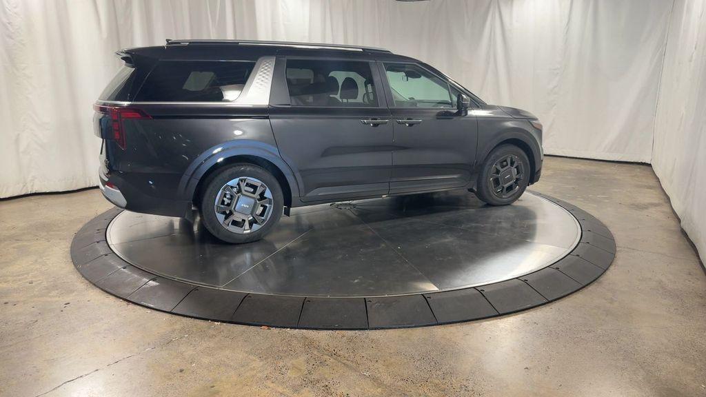 new 2026 Kia Carnival Hybrid car, priced at $44,473