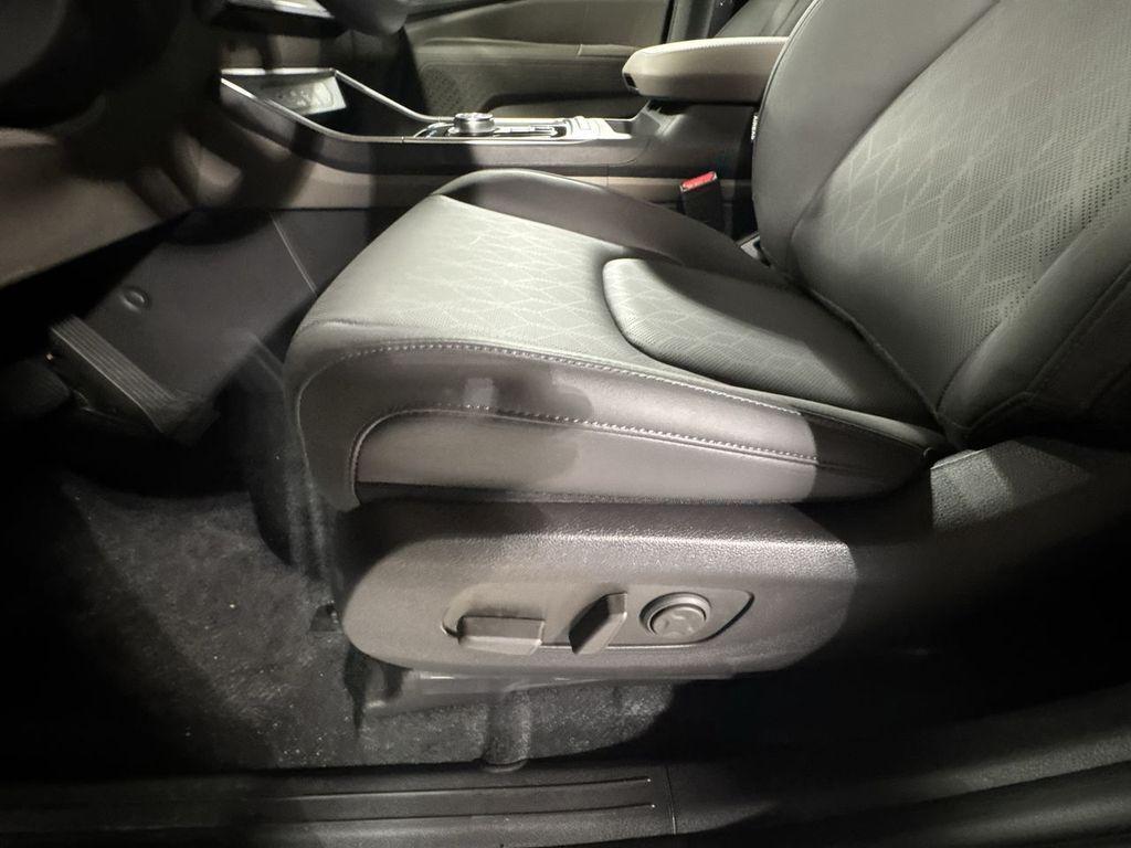 new 2026 Kia Carnival Hybrid car, priced at $44,473