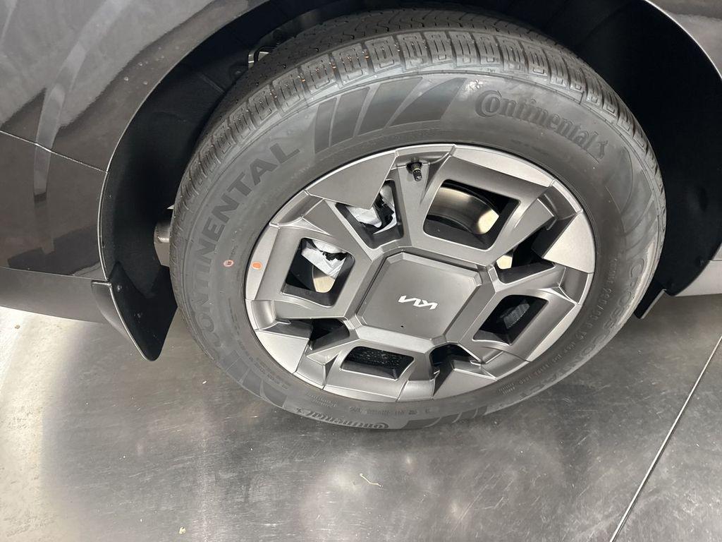 new 2026 Kia Carnival Hybrid car, priced at $44,473