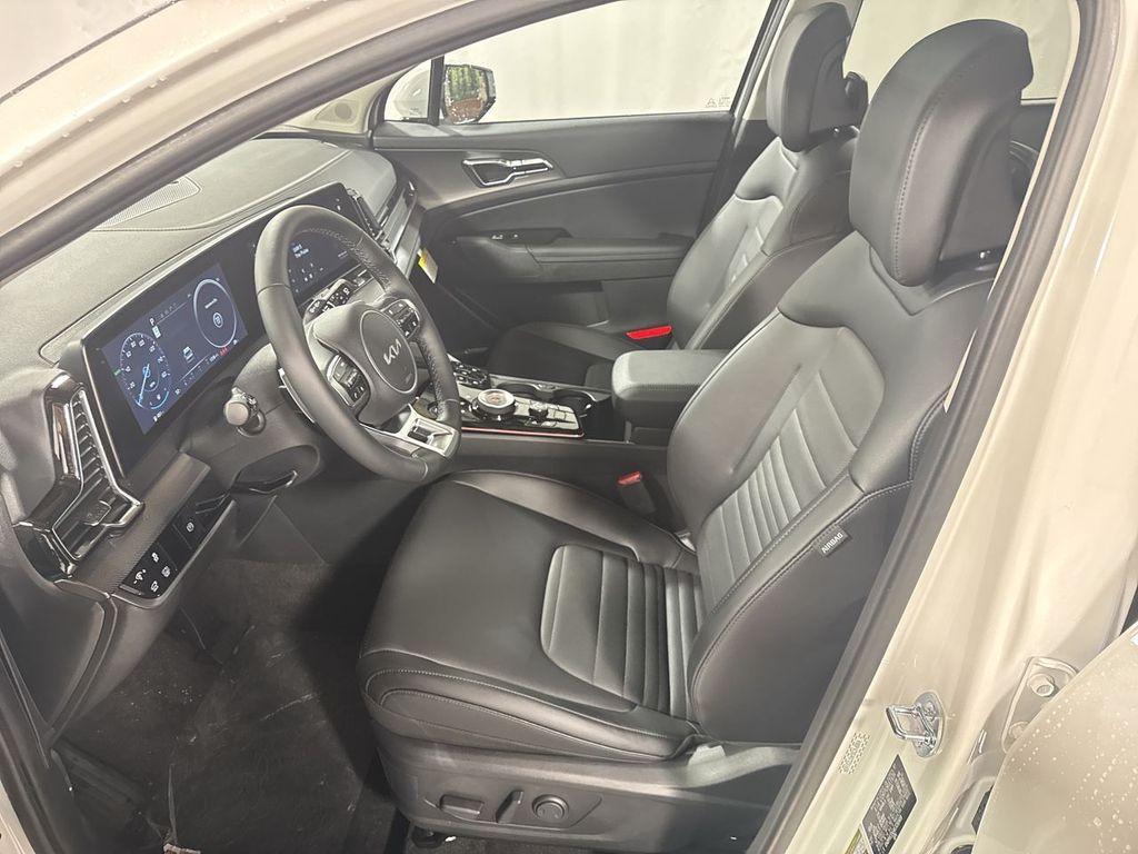 new 2025 Kia Sportage Hybrid car, priced at $38,414