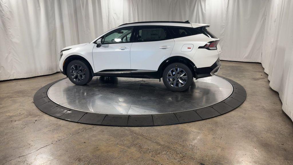 new 2025 Kia Sportage Hybrid car, priced at $38,414
