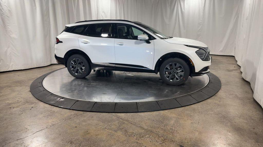 new 2025 Kia Sportage Hybrid car, priced at $38,414