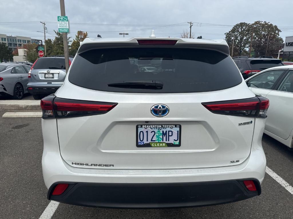 used 2023 Toyota Highlander Hybrid car, priced at $44,067