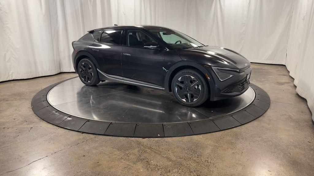 new 2025 Kia EV6 car, priced at $48,599