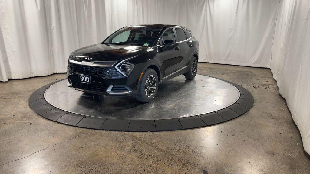 new 2025 Kia Sportage Hybrid car, priced at $31,639