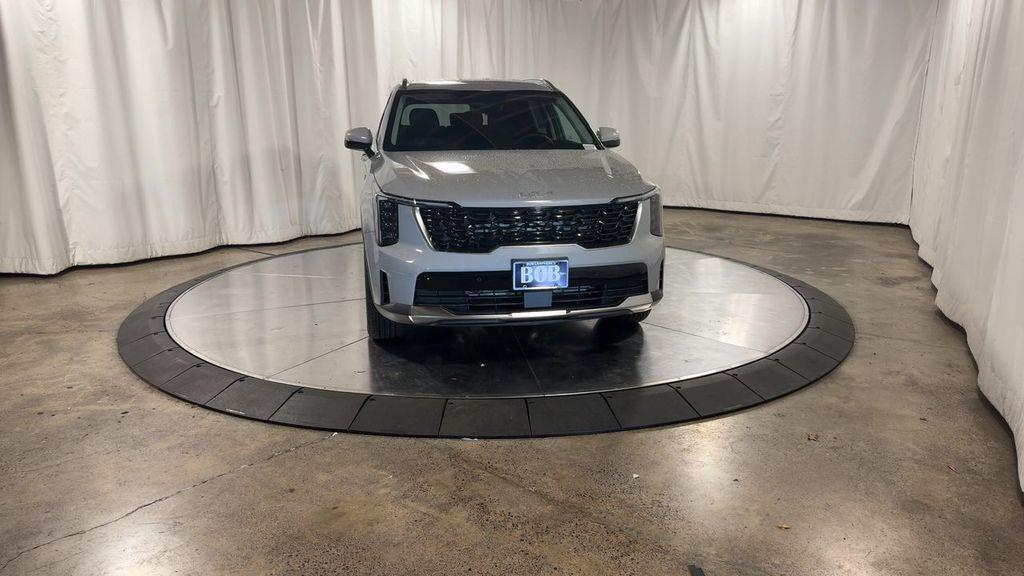new 2025 Kia Sorento car, priced at $38,392