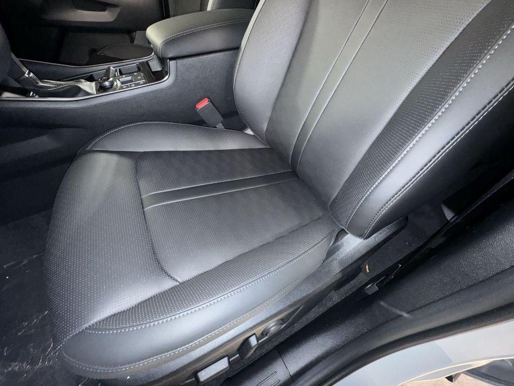 new 2025 Kia Sorento car, priced at $38,392
