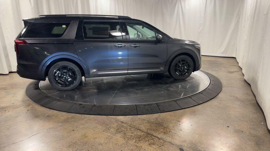 new 2025 Kia Carnival car, priced at $47,276