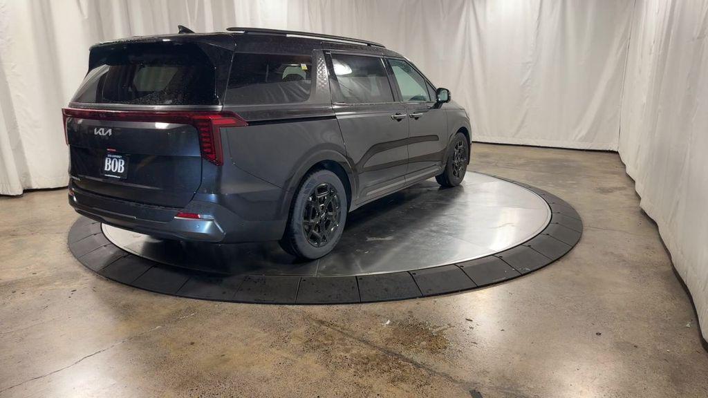 new 2025 Kia Carnival car, priced at $47,276