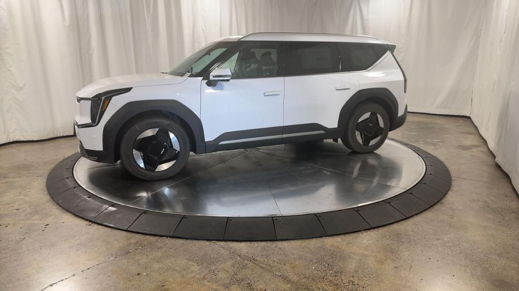new 2026 Kia EV9 car, priced at $56,337