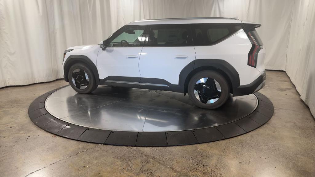 new 2026 Kia EV9 car, priced at $56,337