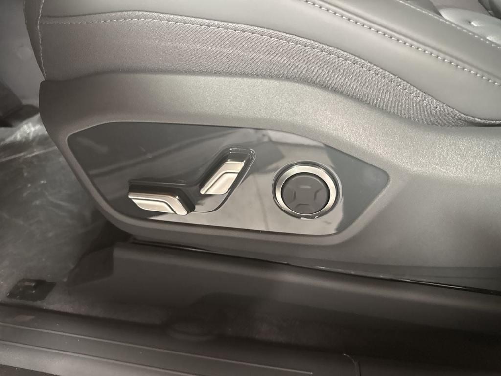 new 2026 Kia EV9 car, priced at $56,337