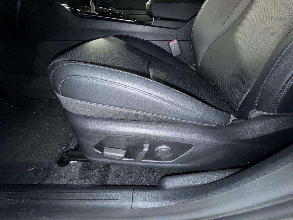 new 2025 Kia Sportage Hybrid car, priced at $35,175