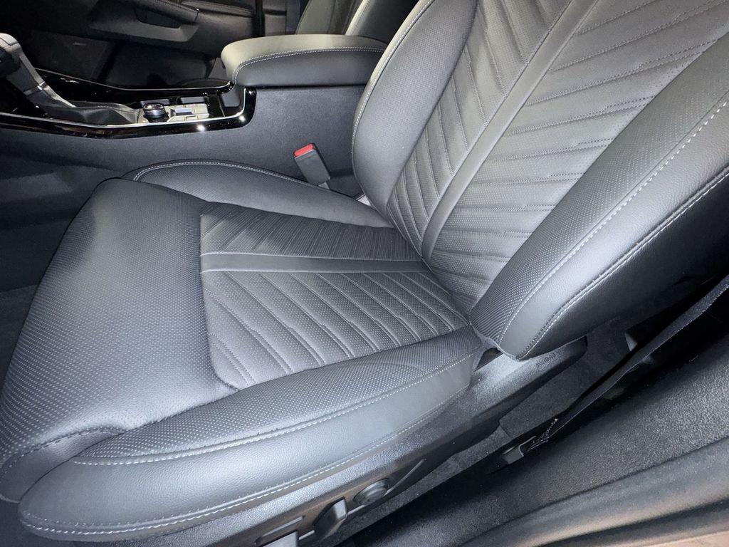 new 2025 Kia Sorento car, priced at $45,733