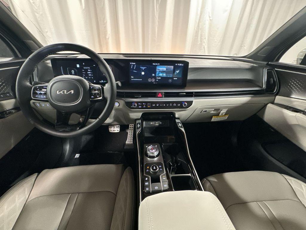 new 2025 Kia Sorento Hybrid car, priced at $48,167