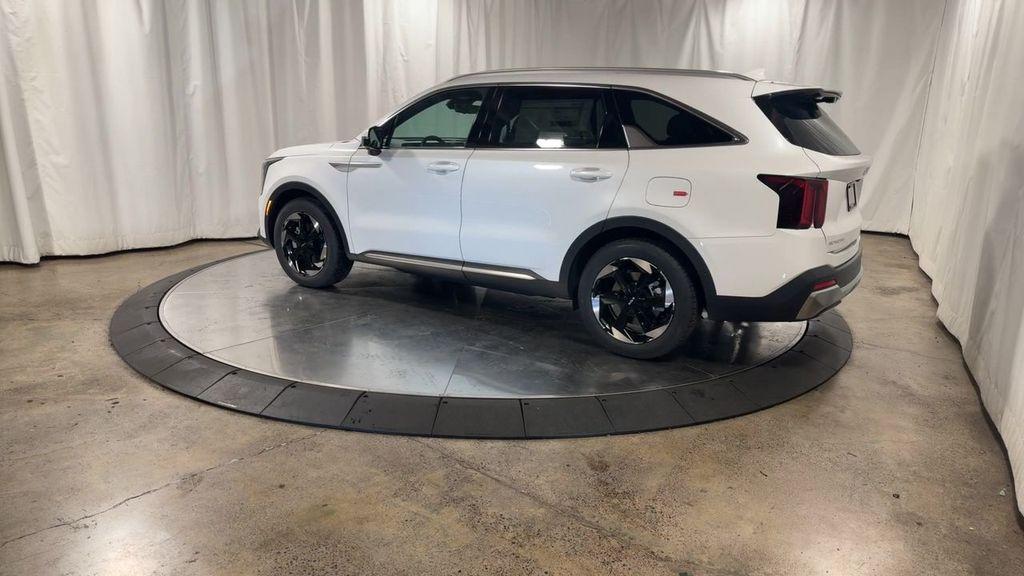 new 2025 Kia Sorento Hybrid car, priced at $48,167