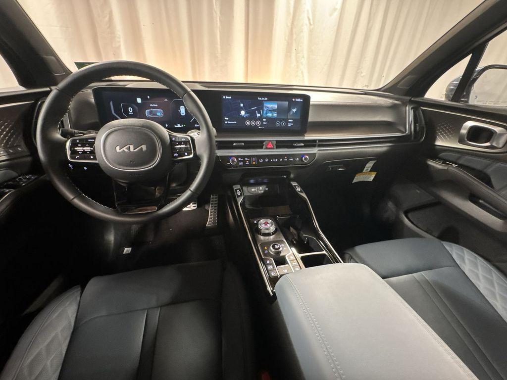 new 2025 Kia Sorento Plug-In Hybrid car, priced at $55,150