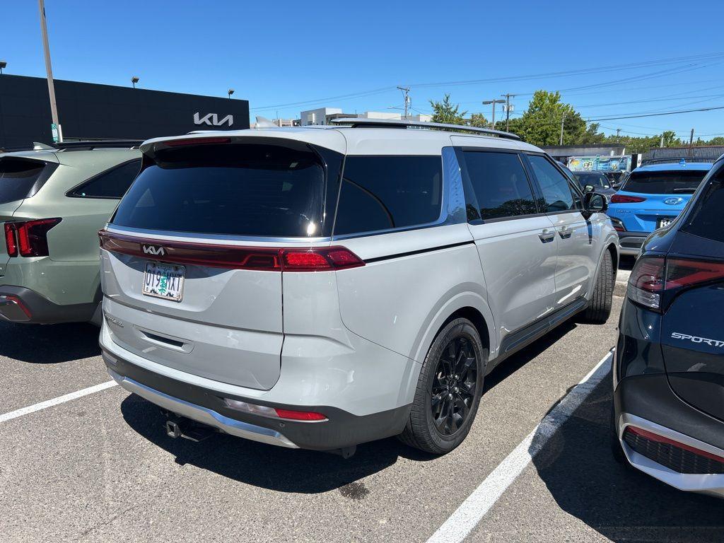 used 2022 Kia Carnival car, priced at $29,755