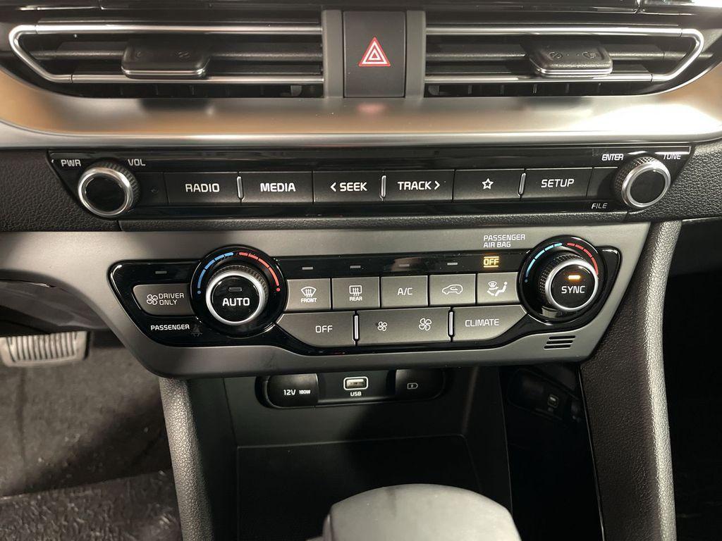 used 2022 Kia Niro Plug-In Hybrid car, priced at $26,238
