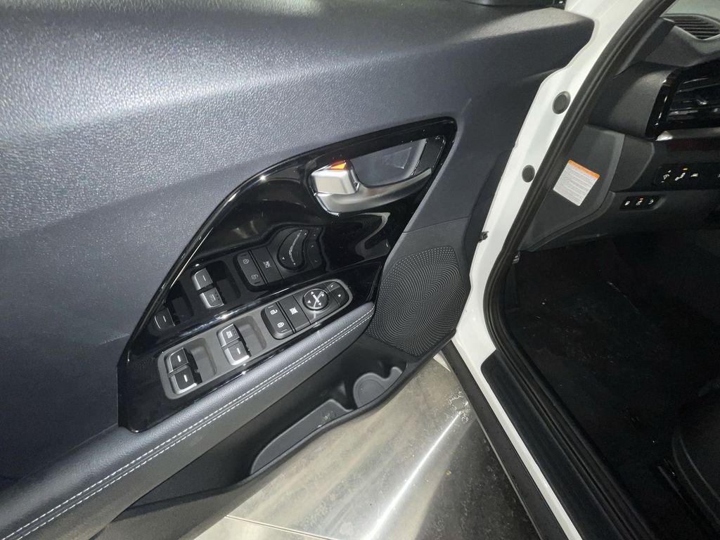 used 2022 Kia Niro Plug-In Hybrid car, priced at $26,238