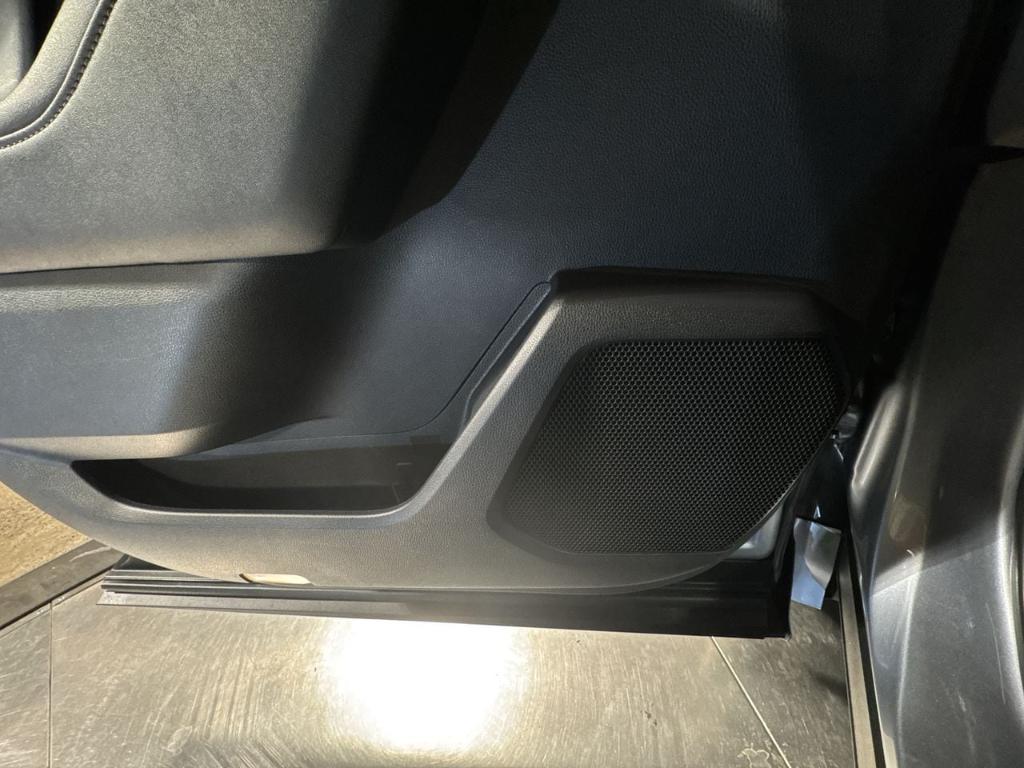 used 2023 Toyota Highlander car, priced at $38,998