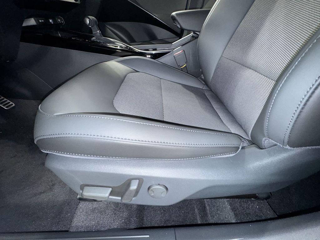 new 2025 Kia Niro car, priced at $32,771