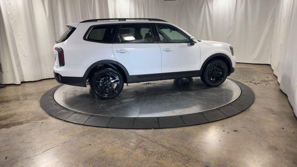 new 2025 Kia Telluride car, priced at $48,304
