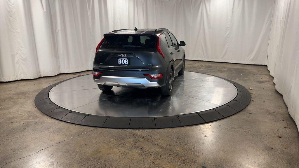 new 2025 Kia Niro car, priced at $29,695