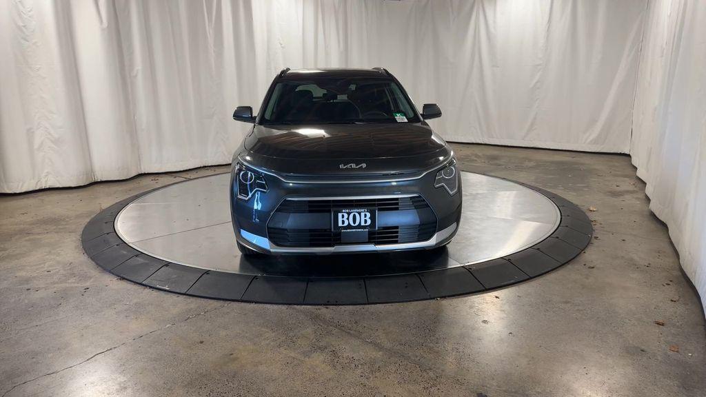 new 2025 Kia Niro car, priced at $29,695