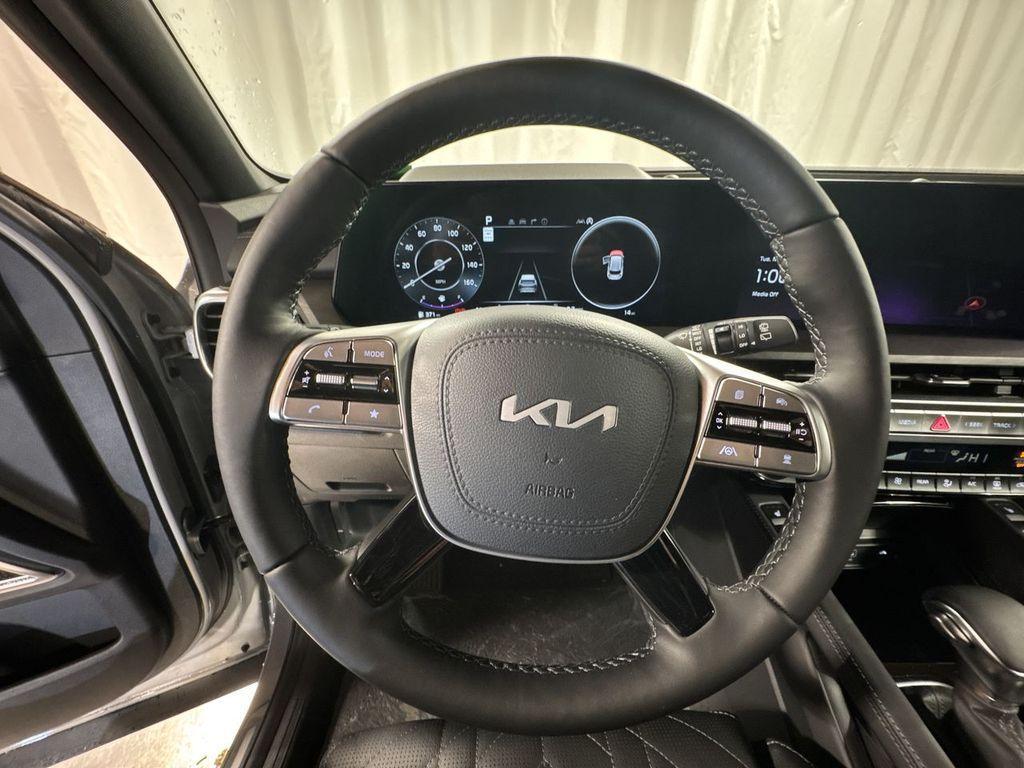 new 2025 Kia Telluride car, priced at $50,003