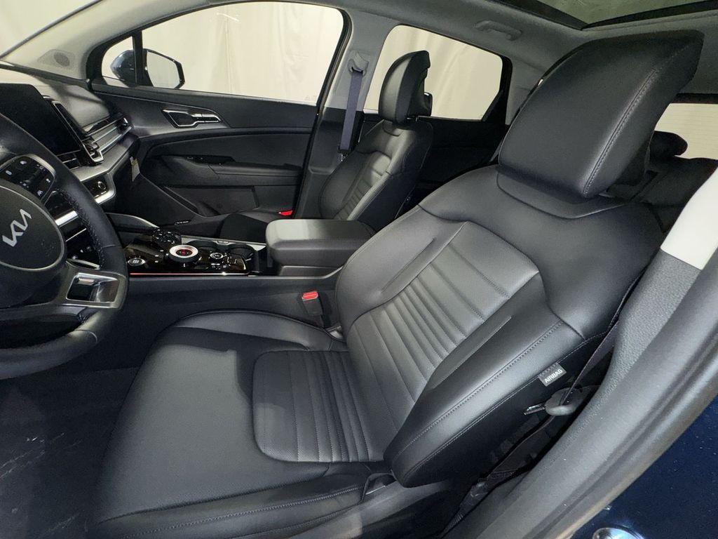 new 2025 Kia Sportage Hybrid car, priced at $38,899