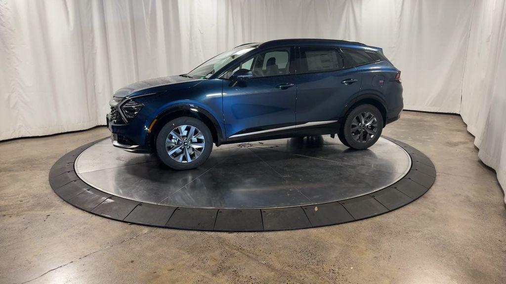 new 2025 Kia Sportage Hybrid car, priced at $38,899