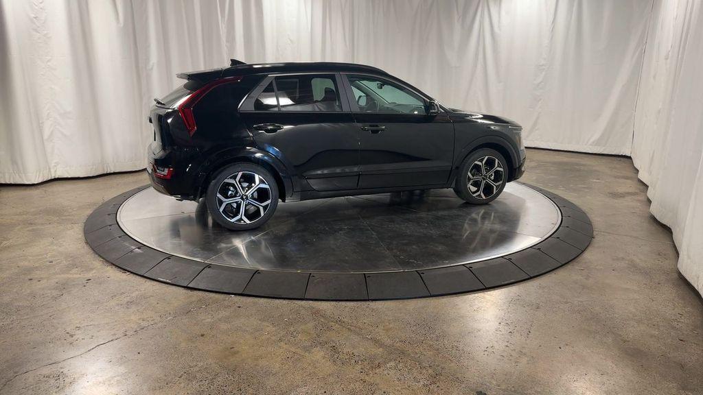 new 2025 Kia Niro Plug-In Hybrid car, priced at $40,145