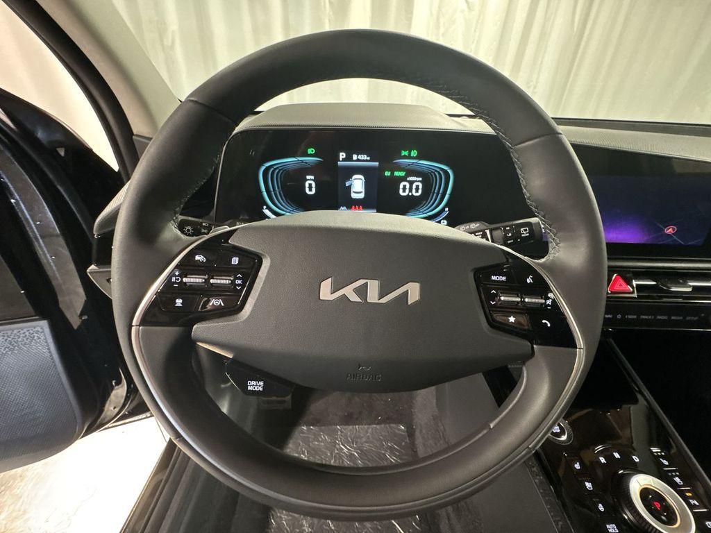 new 2025 Kia Niro Plug-In Hybrid car, priced at $40,145
