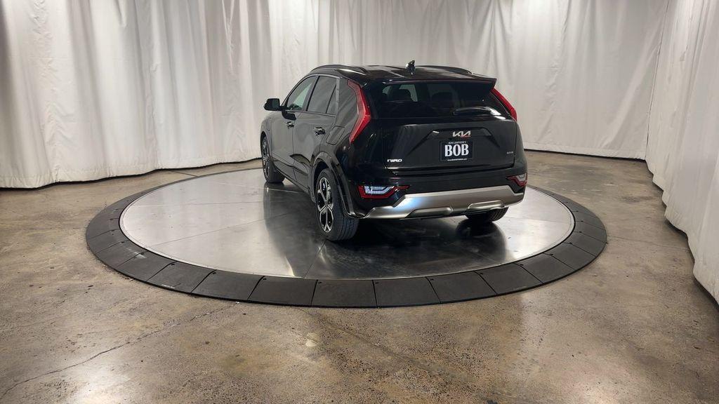 new 2025 Kia Niro Plug-In Hybrid car, priced at $40,145