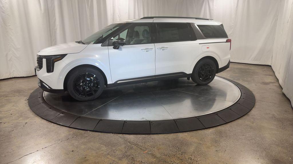 new 2026 Kia Carnival car, priced at $48,663