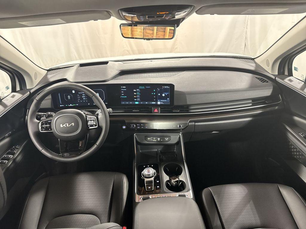 new 2026 Kia Carnival car, priced at $55,285
