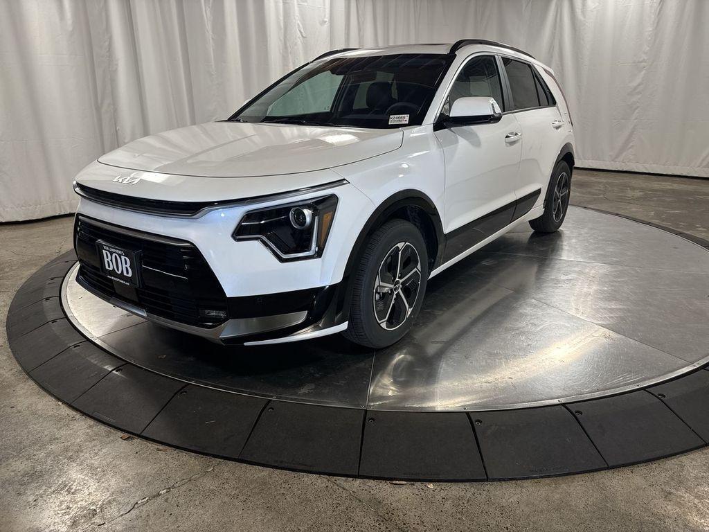 new 2025 Kia Niro car, priced at $34,052
