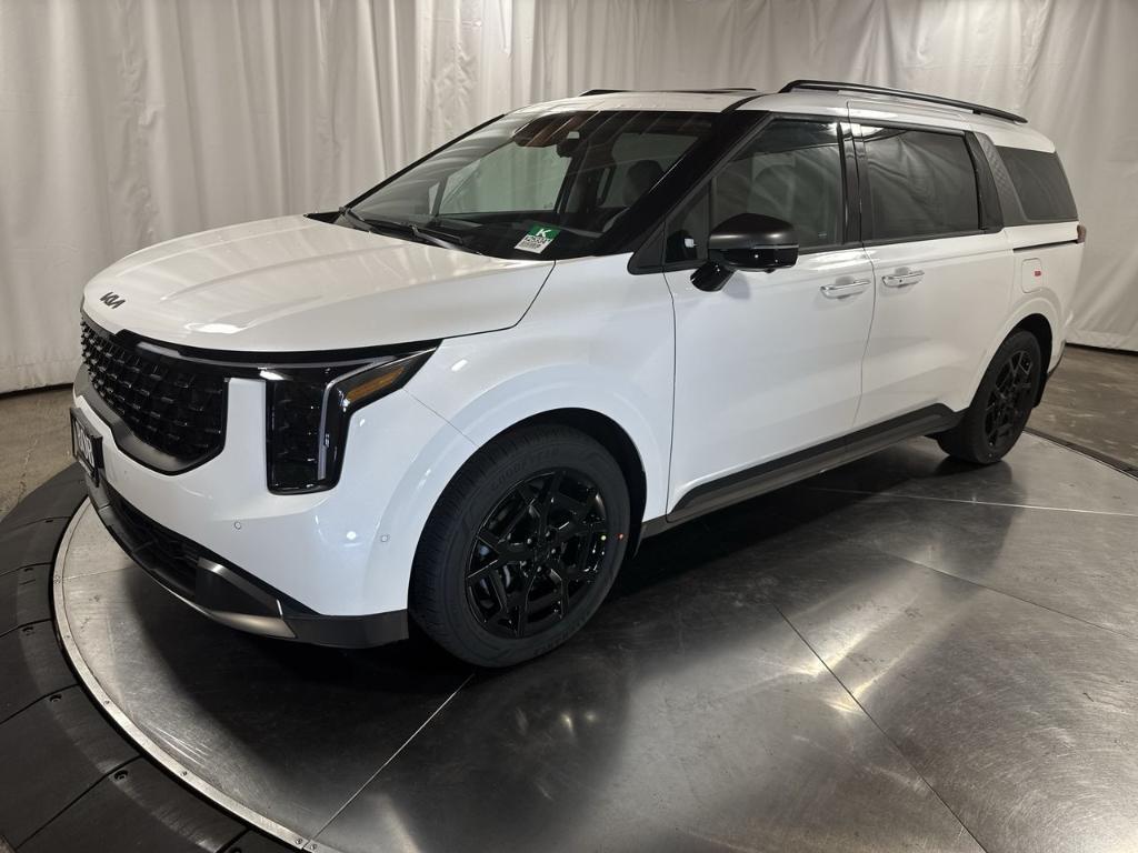 new 2026 Kia Carnival Hybrid car, priced at $52,218