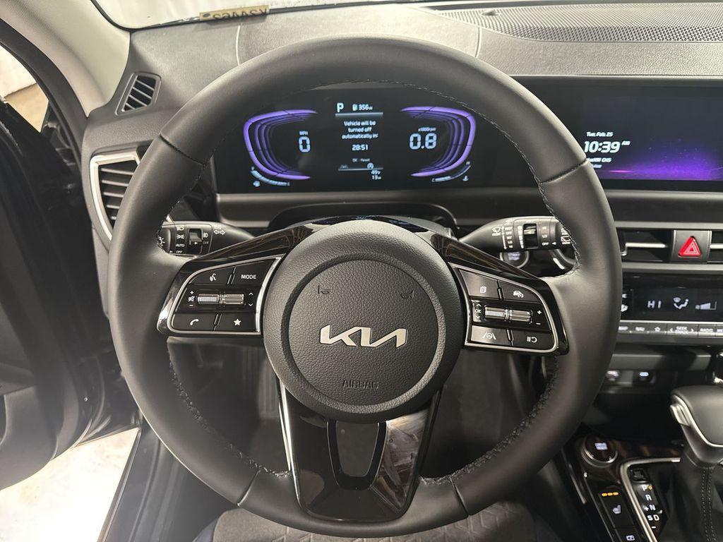 new 2025 Kia Seltos car, priced at $26,891