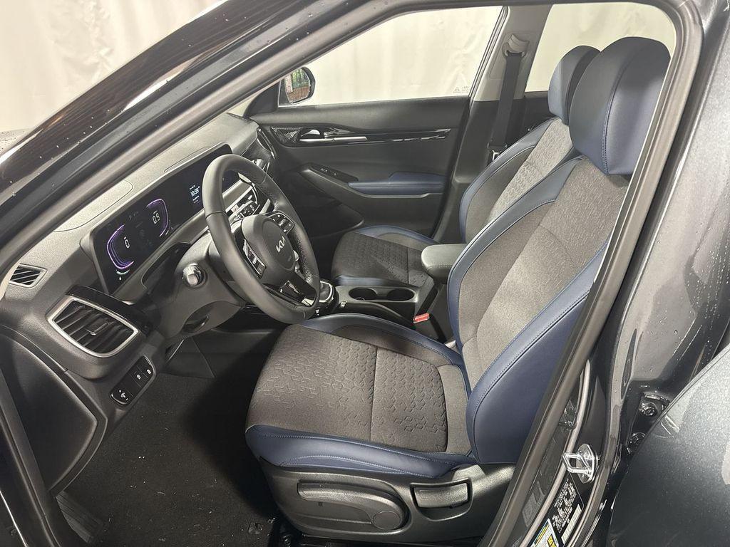 new 2025 Kia Seltos car, priced at $26,891