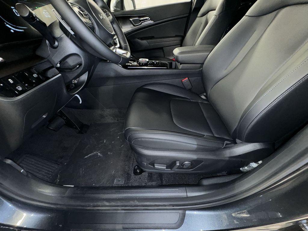 new 2025 Kia Sportage Hybrid car, priced at $33,915