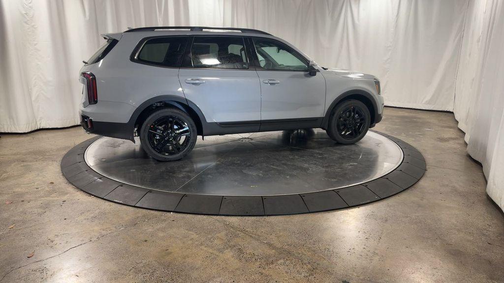 new 2025 Kia Telluride car, priced at $48,304